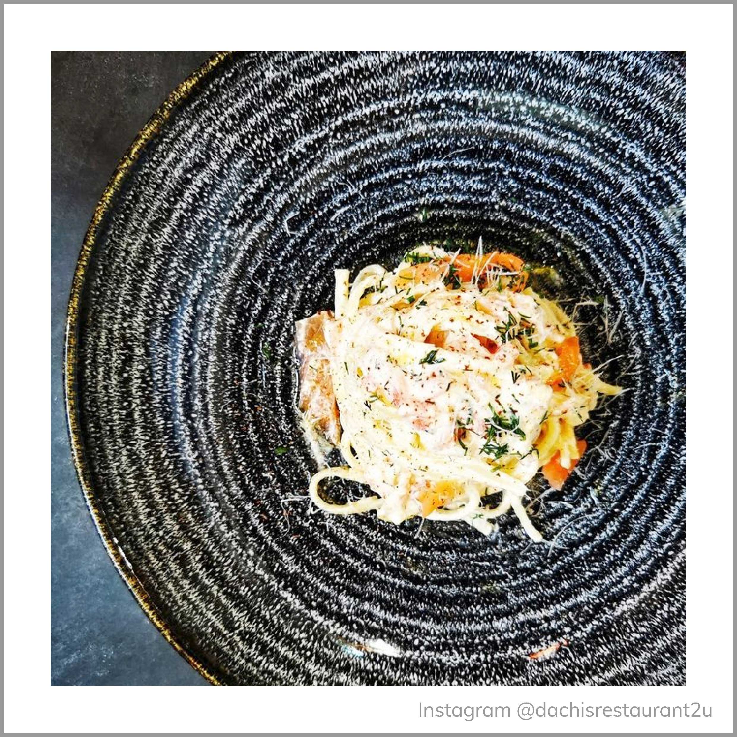 Homespun Charcoal Black Coupe Plate 26cm