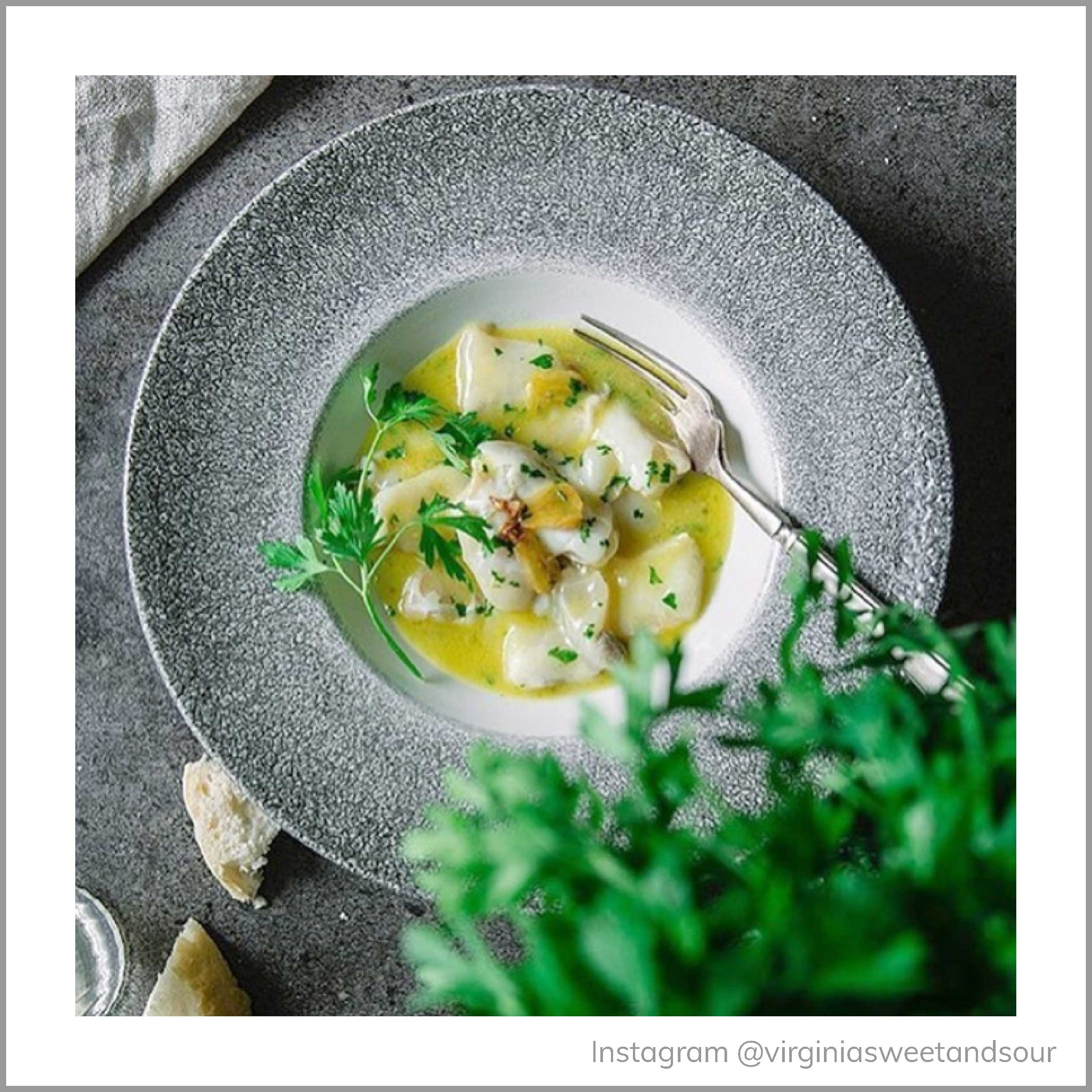 Raku Quartz Black Wide Rim Bowl 24cm