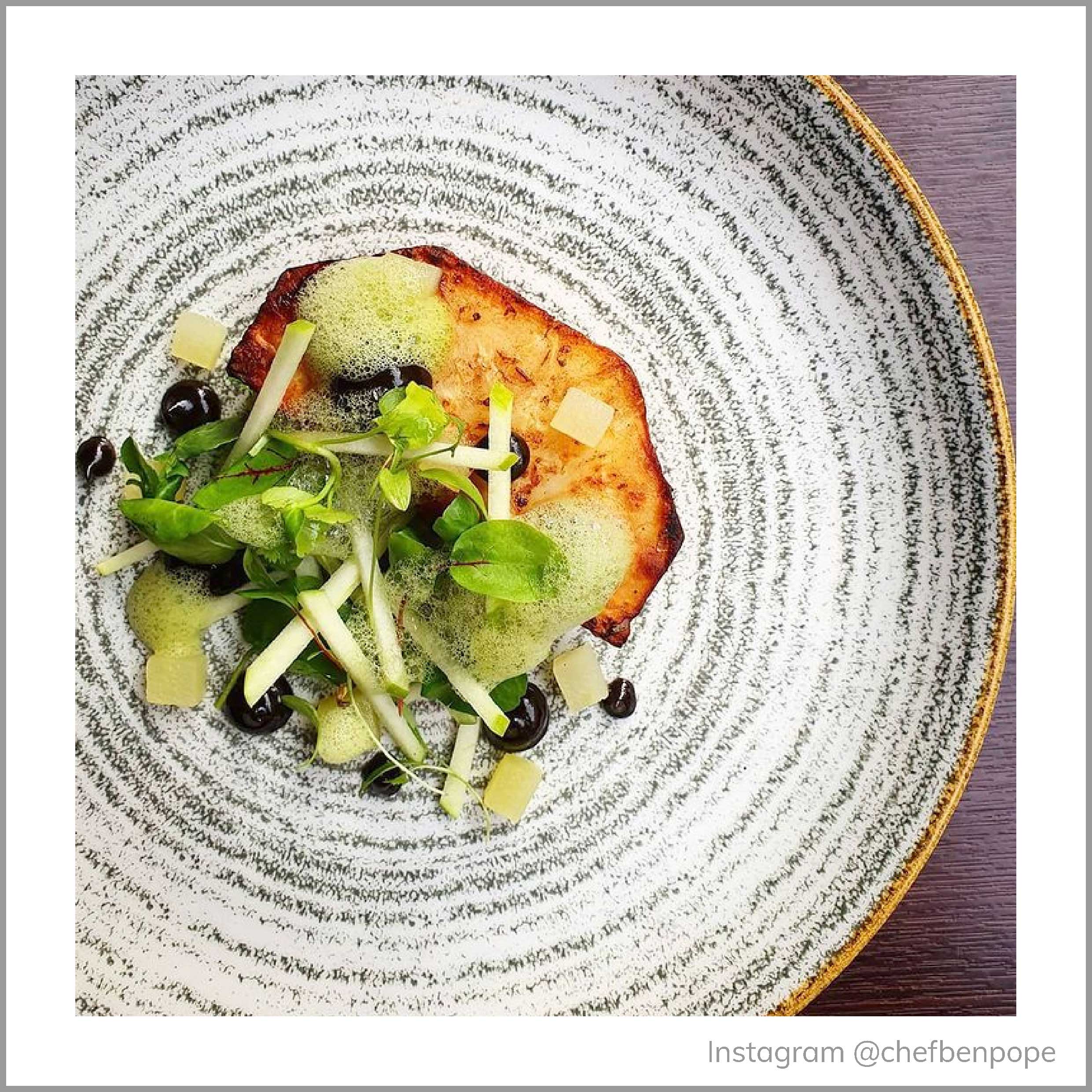 Homespun Stone Grey Coupe Plate 28.8cm